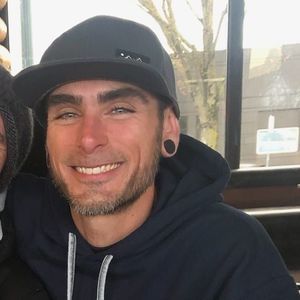 Meet your Posher, Neil